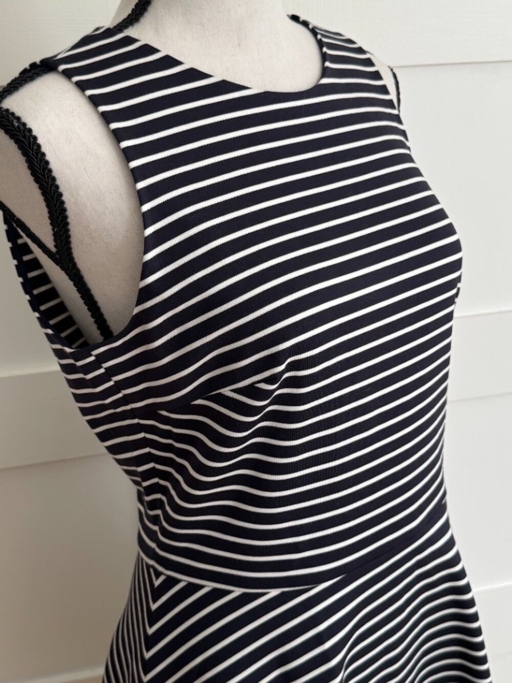 Kate Spade - striped ponte fit & flare dress - size 4 - Picture 4 of 7